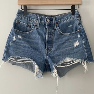 Levi's 501 shorts women's size 26